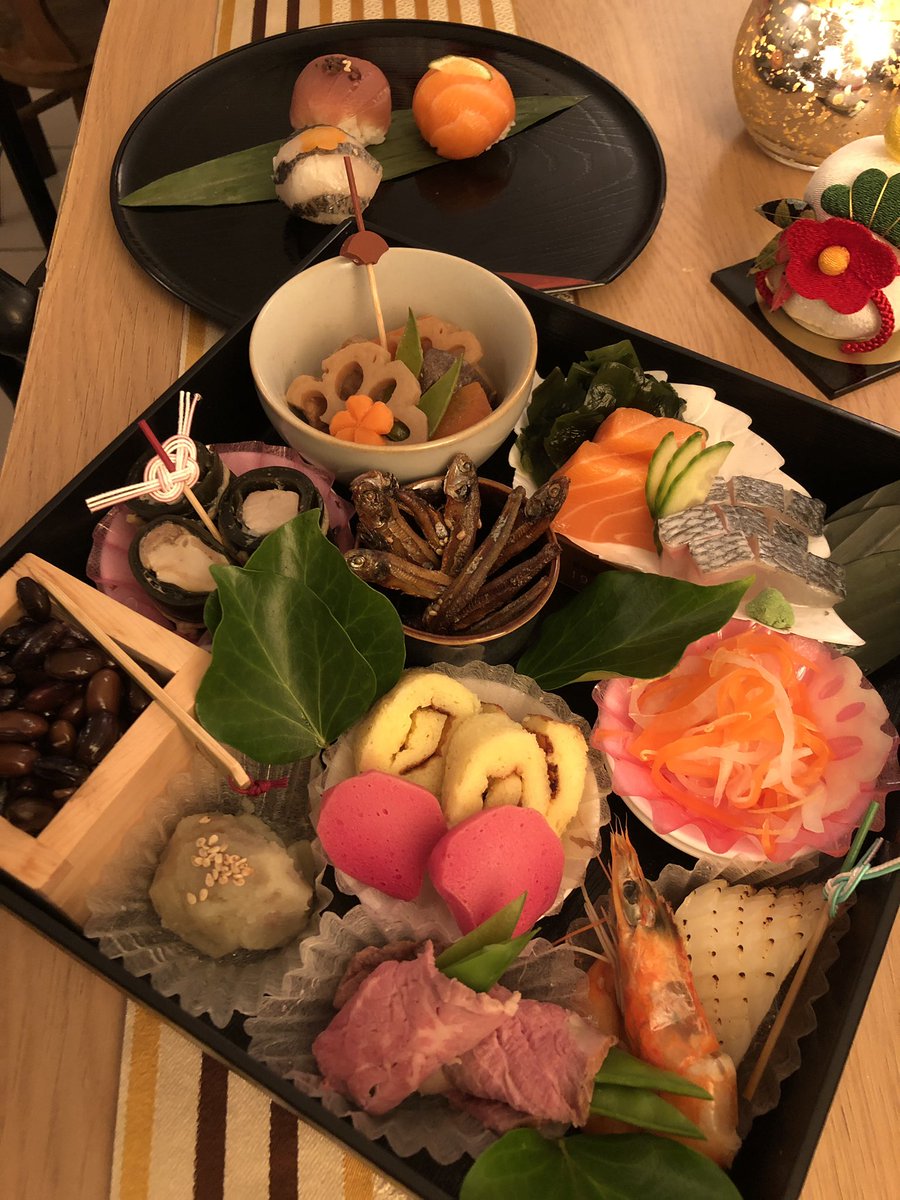 Starting tomorrow we will be serving an Osechi Kaiseki Tasting Menu.
Osechi is a traditional Japanese New Years meal and Kaiseki is a multi-course meal
This will be served with Temari Sushi, Tempura, Dessert and special Japanese Sake ‘Dassai Daigingyo’ for €65 per person
-Drew