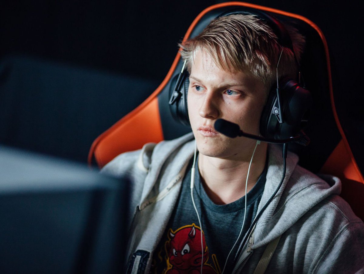 CSGO Stone tweet media