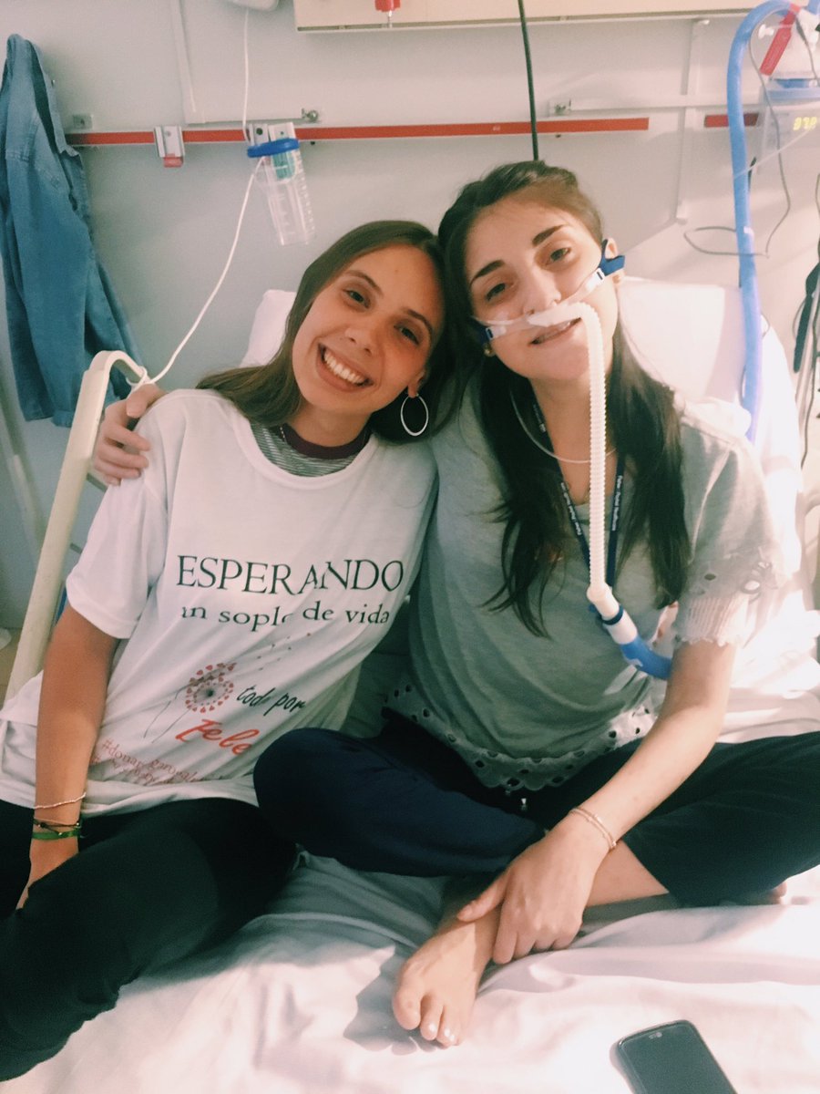 AilenStacy's tweet photo. Ella es Piqui, una de mis primeras amigas de la facultad. Tenerla como amiga es mágico, todos los días te enseña que hay que luchar y ser fuerte a pesar de lo que esté adelante. En este momento se encuentra en emergencia nacional esperando un trasplante bipulmonar y de hígado. + https://t.co/AHLAXMdUPd