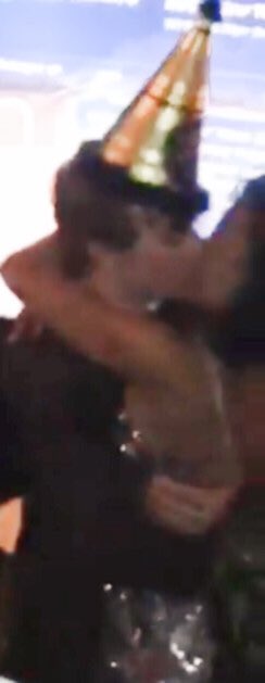 Happy New Year’s!!!!!🎆🎉🎊💋 Finally made it to the new year 2️⃣0️⃣1️⃣9️⃣  with my love 😍❤️