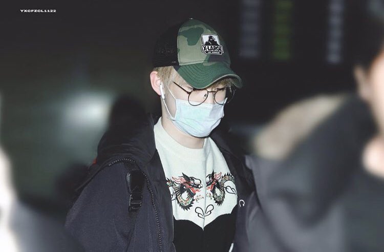 zclactivities's tweet photo. chenle in glasses (2018) ©yxcfzcl1122 https://t.co/bZfVI0Vop0