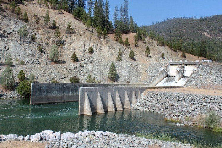 DanBacher's tweet photo. The craziest California water story of 2018: Two Trinity County diverters reported using one trillion acre feet of water, more than all of the earth's water. #TrinityRiver #Klamath #notunnels #paperwater #DeltaTunnels #CAWater #CAWaterFix #savethedelta https://t.co/QGHldVeQo6 https://t.co/xyoDnB1REd