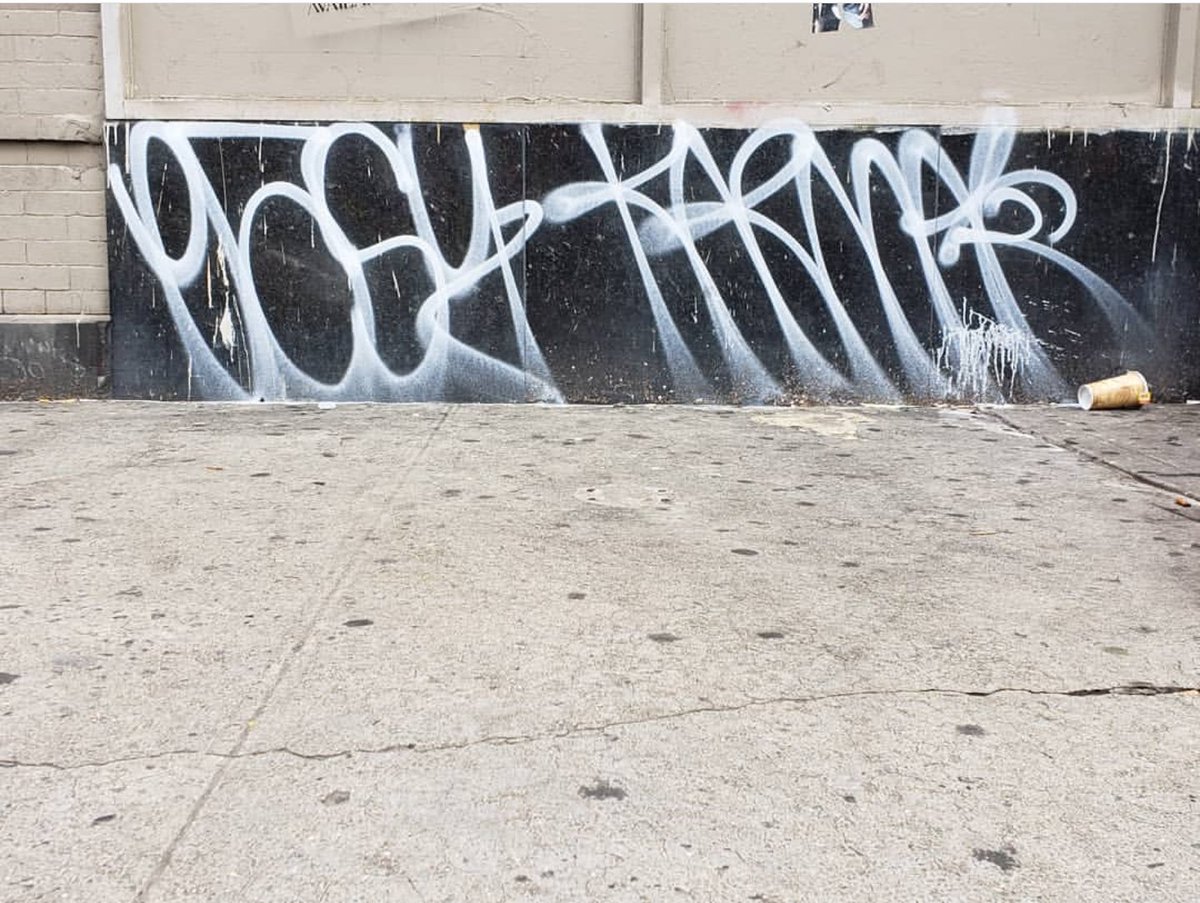 JOZ_AND_EASY's tweet photo. Killer season.
.
.
.
#kingeasy #kweenkarma #graffiti #streetart #handstyle https://t.co/pEOynBRnVp