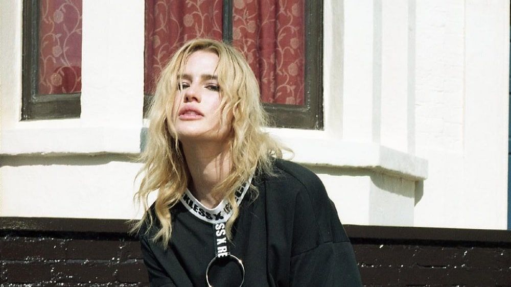 DigitalTourBus's tweet photo. .@graacemusic reveals who she would want to put on her dream tour lineup! Check out the feature at https://t.co/xSIH7rUVEK
#graace #digitaltourbus #dreamtour #music #artist #singer #interview #indieelectro #indie #indiemusic #indiesinger https://t.co/jIDtuwRqaJ