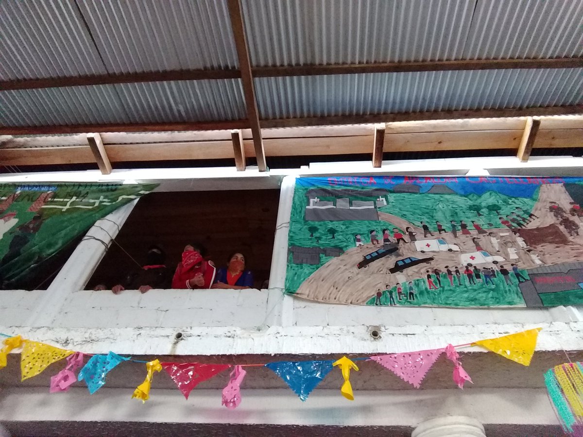 La ética política del  #EZLNServir y no servirseRepresentar y no suplantarConstruir y no destruirObedecer y no mandarProponer y no imponerConvencer y no vencerBajar y no subir #OtroMundoEsPosible