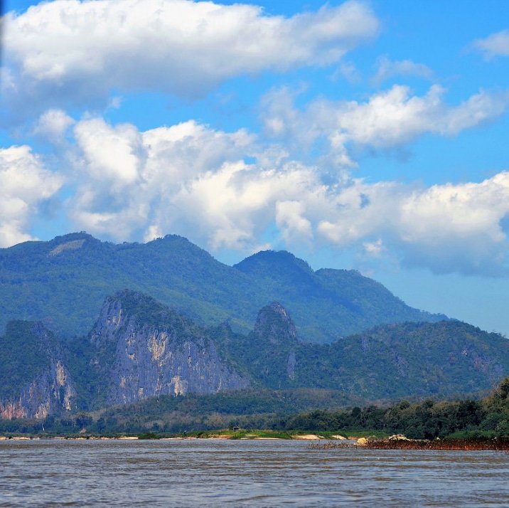 NicoleReigelman's tweet photo. Laotian Landscape. #MekongRiver #LuangPrabang #Laos #Asia #GemsOfSoutheastAsia #gate1share @Gate1Travel #ExploreMore #Adventure #Travel January 2018 https://t.co/aJJe4MRGA6