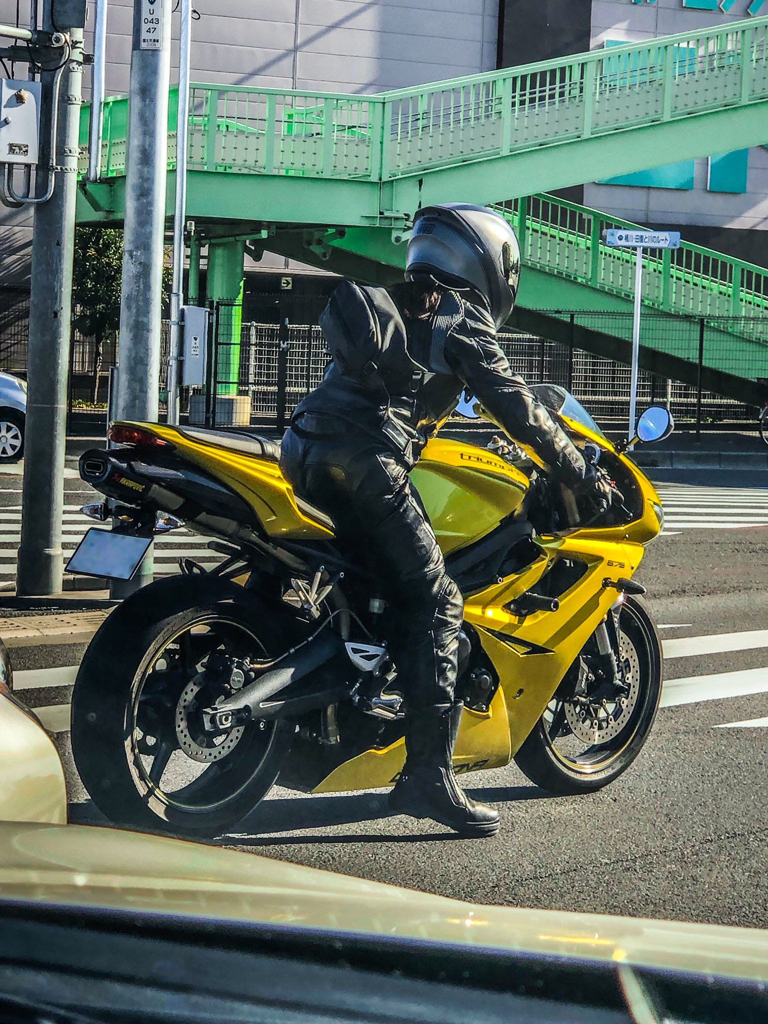ぷき かっこいいデイトナいるな って思って見たら 乗ってるの女の人 ってなった スーパースポーツバイクに乗る女性なんてかっこよすぎて T Co Rbycfm9smn Twitter