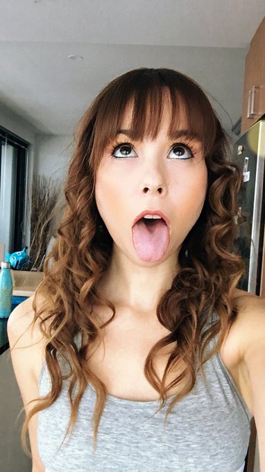 Leaving you with this perfect portrait from today 😂✌️ https://t.co/WfnJd9i87T<a href="/tag/sundaytease"class="tags"><span>#sundaytease</span></a><a href="/tag/randomnaughtiness"class="tags"><span>#randomnaughtiness</span></a><a href="/tag/subscribingi"class="tags"><span>#subscribingi</span></a>