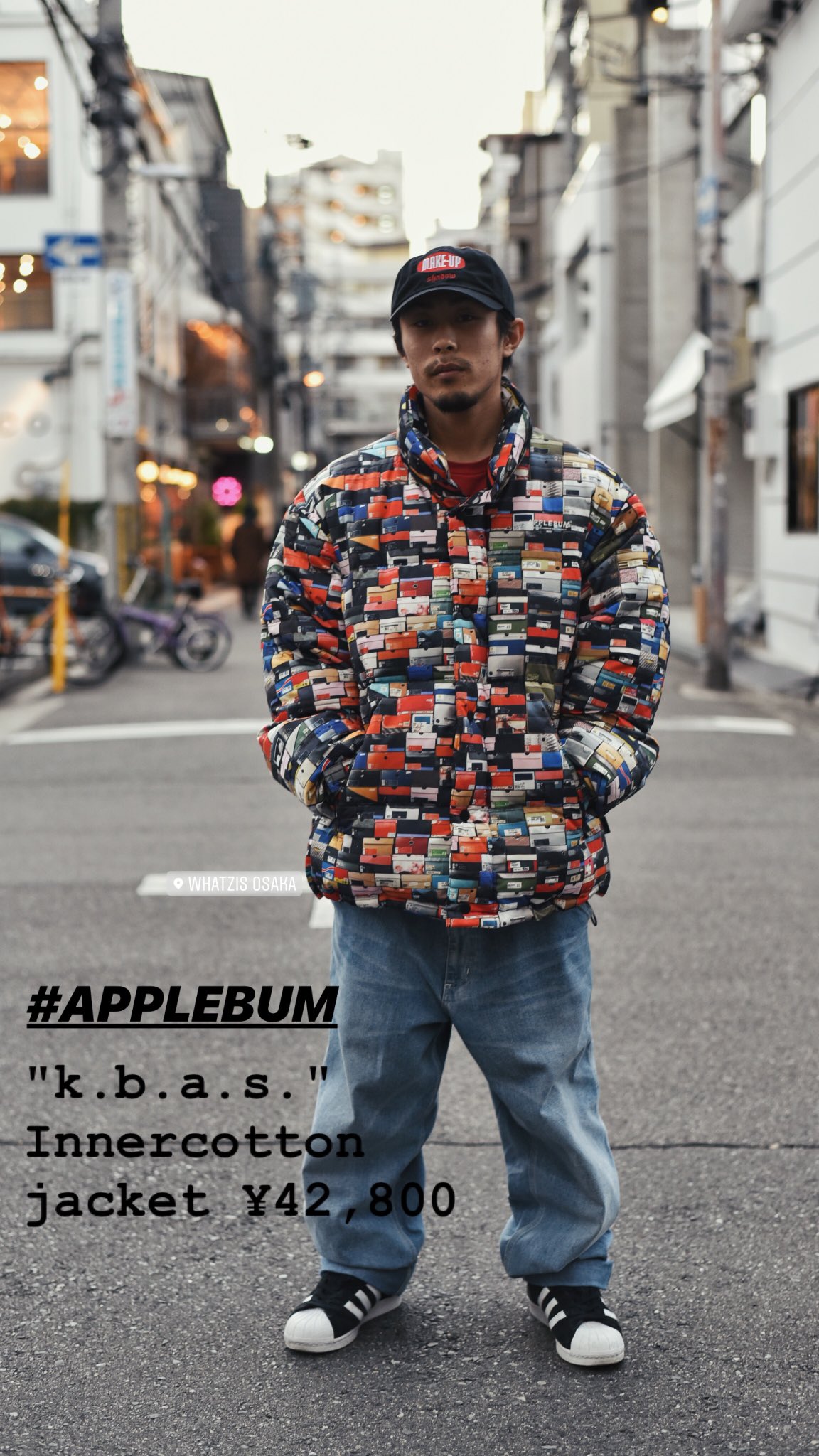 APPLEBUM , \