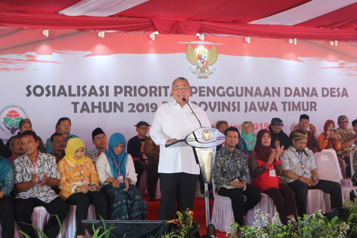 AsnawiKoetai's tweet photo. #JokowiMembangunDesa 

Pembangunan infrastruktur melalui dana desa, merupakan satu kebijakan pemerintahan @jokowi yang harus di apresiasi &amp; terus di lanjutkan.

@EkoSandjojo 
@anwsanusi 
@taufikmadjid71 
@fachrilabalado 
@Brigade01Kaltim https://t.co/cjPp1jjtCH