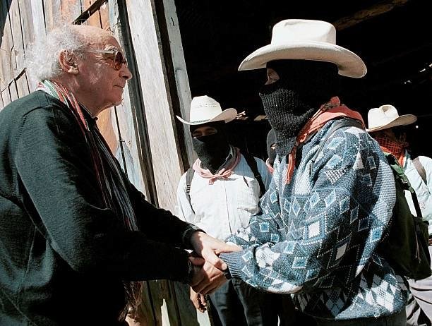 "Si tenemos conciencia pero no la usamos para acercarnos al sufrimiento ¿de qué nos sirve la conciencia? Volveré a Chiapas, volveré".José Saramago(2)  #EZLN #OtroMundoEsPosible https://www.elmundo.es/larevista/num129/textos/chiapa2.html @DuelesMexico_