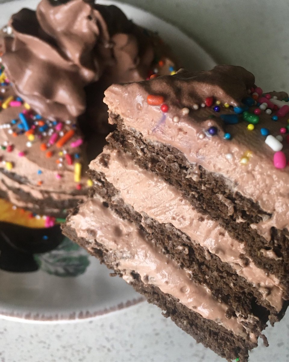 christina_remy1's tweet photo. Get $3 #Off your #order at #Lil #Buff #protein @kickbooster #kickbooster Link: https://t.co/Jq2E6BIU8e Use #PromoCode CAKE-CI4X8F #Orderover20 #Cake #CakeMix #HealthyEating #proteincakes #have #their #cake and #get #buff #too #entrepreneur #Tasty #workingout #discount #promotions https://t.co/nCjKEZKM1M