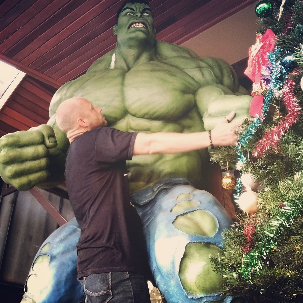 JourneysInsigh1's tweet image. Tried to teach Bruce Banner how to Tango, but he's having trouble &amp;amp; he got mad 😡

#Thailand #Incredibkehulk #travelblog #travelwriter #tango #humor #Marvel #MarvelComics #traveling #Funny #Asia #AdventureTravel #fun #frustrated #PicOfTheDay #journey #livingmybestlife