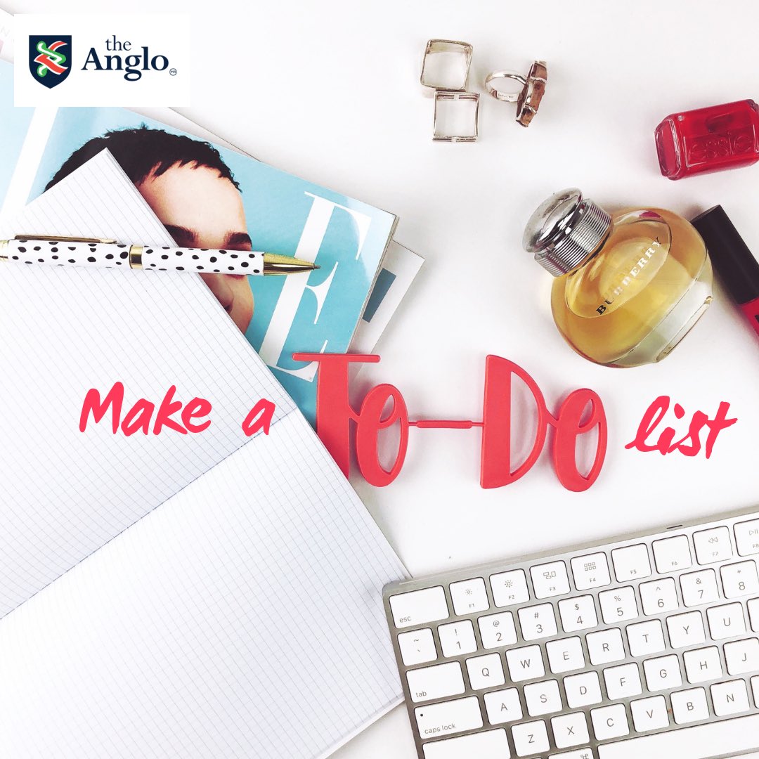 Empieza el año con una nueva costumbre, escribe una “to do list” una lista de pendientes para tu día a día y una más grande con tus propósitos de todo el año!