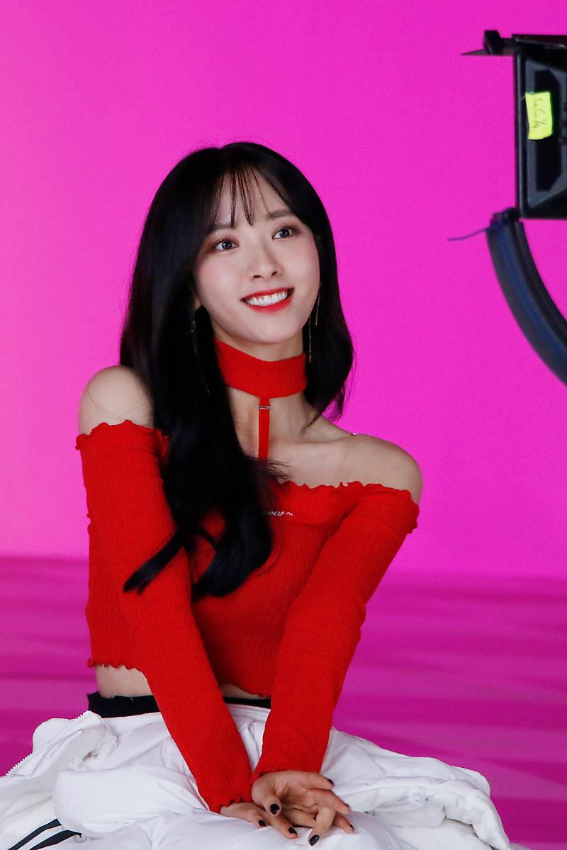 BONA_THAILAND's tweet photo. [PIC] 190103 เบื้องหลังการถ่ายทำMV #Its_A_Good_Time จาก STARSHIP NEVER blog

📌https://t.co/AEDMEjIDAz

#우주소녀 #보나 #WJSN #BONA https://t.co/vlOQoYcE0Z