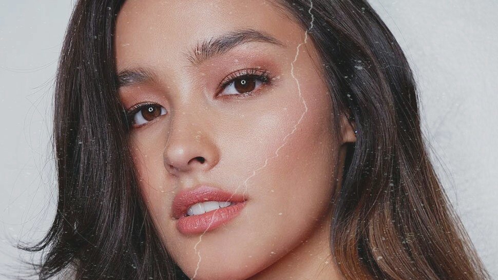 BJerick23's tweet photo. Happy Birthday Liza From Jadine Fans. 😍😍😍
 #LizaBlessedAt21 https://t.co/6Wm97nyTTK