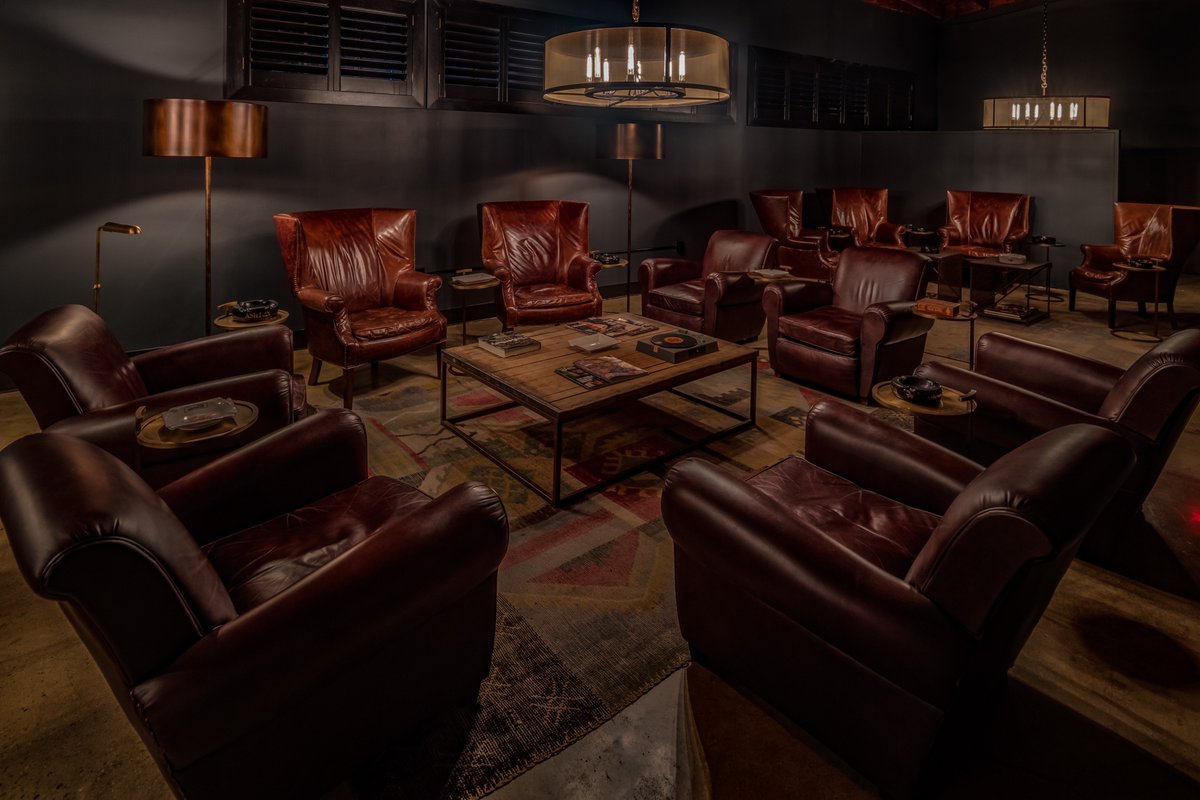 Come and experience the true meaning of luxury with our premiere private cigar lounge right here in Los Angeles, CA! Come join us and be part of the Family.