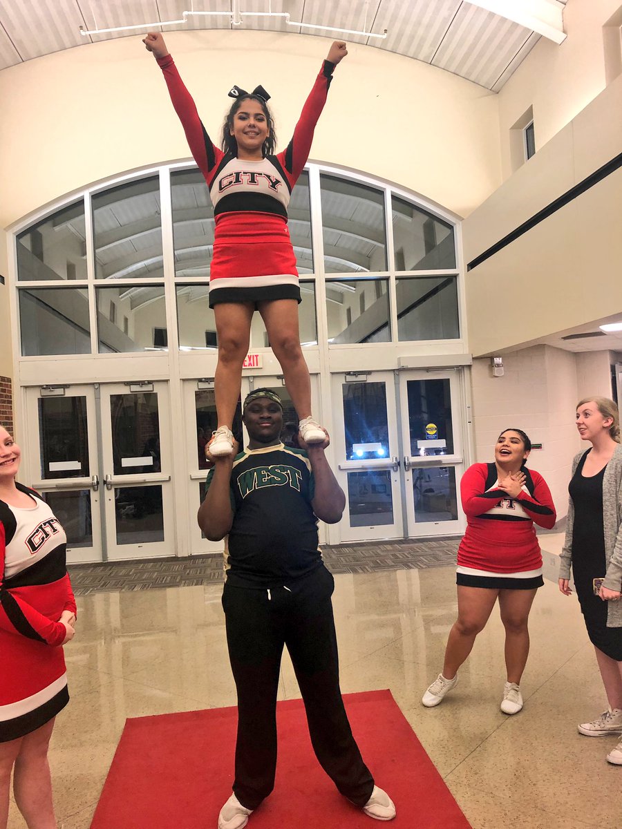 City Cheer tweet media