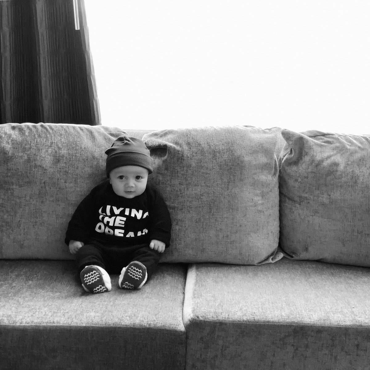 _adambrookes_'s tweet image. 2019 goal: release something called LIVING THE DREAM with this pic of my son as the cover 👼🏻   ⁣

#adam_brookes #julienleo #livingthedream #sanfrancisco #bayarea #indie #rock #pop #hiphop #rnb #alternative #electronic #electro #minimal #music