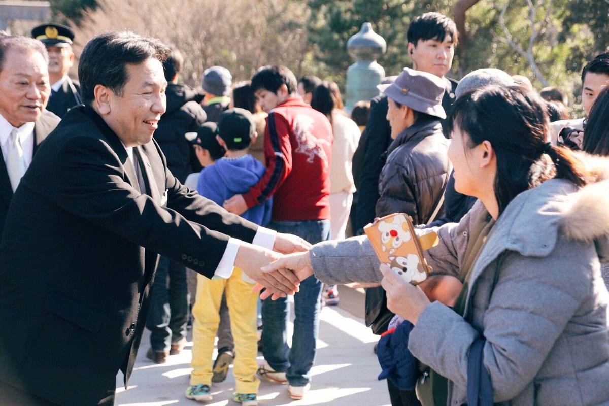 立憲民主党首脳の伊勢神宮参拝に 批判の声 公式で出すな 炊き出しでも手伝え 謝罪と削除を パートナーやめます Togetter 立憲民主党首脳の伊勢神宮参拝に 批判の声 公式で出すな 炊き出しでも手伝え 謝罪と削除を パートナーやめます Togetter