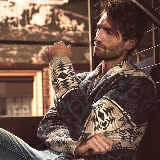 MusicNewsRumor's tweet photo. Ryan Hurd has just released a new song titled “Michigan For The Winter”! Buy and stream #MichiganForTheWinter here: https://t.co/fWtoq0GtrW https://t.co/fAPaEWF8nt