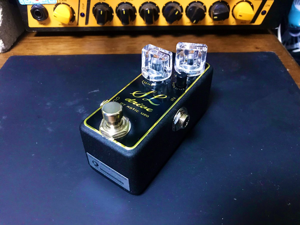 erba_teyan's tweet photo. 🎍Happy New Gear🎍
ベースのハイの歪み用に買いました。
#xotic #xoticusa #SLdrive
#HappyNewGear https://t.co/VUXareynpw