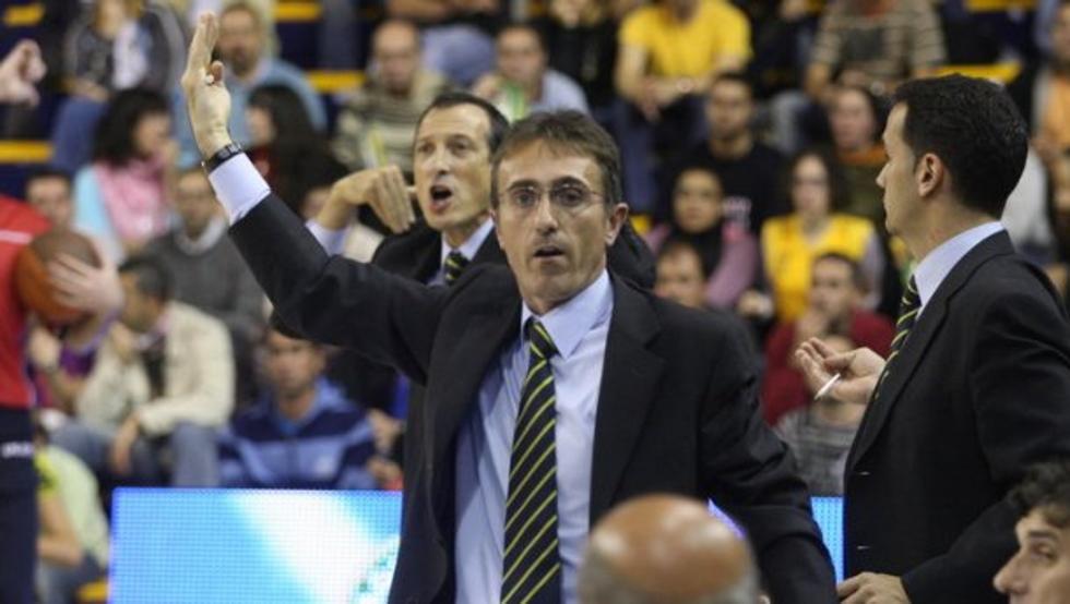 fgbaloncesto's tweet photo. 🏀 Egun ON! El técnico guipuzcoano José Ángel Samaniego ficha por el Zenit de San Petersburgo, equipo de Eurocup, como ayudante de Joan Plaza.

ZORIONAK SAMA! 👏👏 #SaskiGipuzkoa
📸 MD https://t.co/PvxCQzRrl7