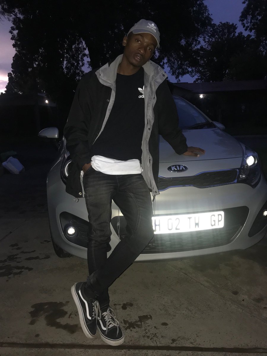 cleoo____'s tweet photo. @OffWht_ZA #OffWhiteZa https://t.co/4qmHVSiBIZ
