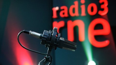 📣 Empezamos el año con una noticia de esas que molan mucho!!
 El próximo 14 de enero estaremos grabando <a href="/ConciertosR3/">Conciertos de Radio3</a>! Si quieres asistir como público gratuitamente solo tienes que dejar los datos aquí: koel.es/landing/invita…

<a href="/radio3_rne/">Radio 3</a> <a href="/la2_tve/">La 2</a> <a href="/La1_tve/">La 1</a> <a href="/La1_tve/">La 1</a> #brújula