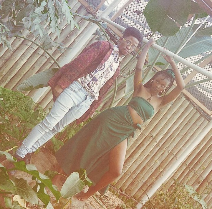 Rare_Musik's tweet photo. @vogue_theHippie - Y Axis(Balance) ( @KiddOdd_SA  Bloom Bap) 
https://t.co/nUGcZPkqLj https://t.co/ecdey4bTDb
