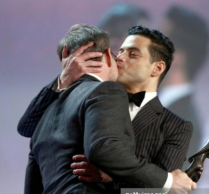 KlausicHummus's tweet photo. Rami Malek is not here for any of that toxic masculinity bullshit and that's why we're here for him https://t.co/XMKRuhmky7