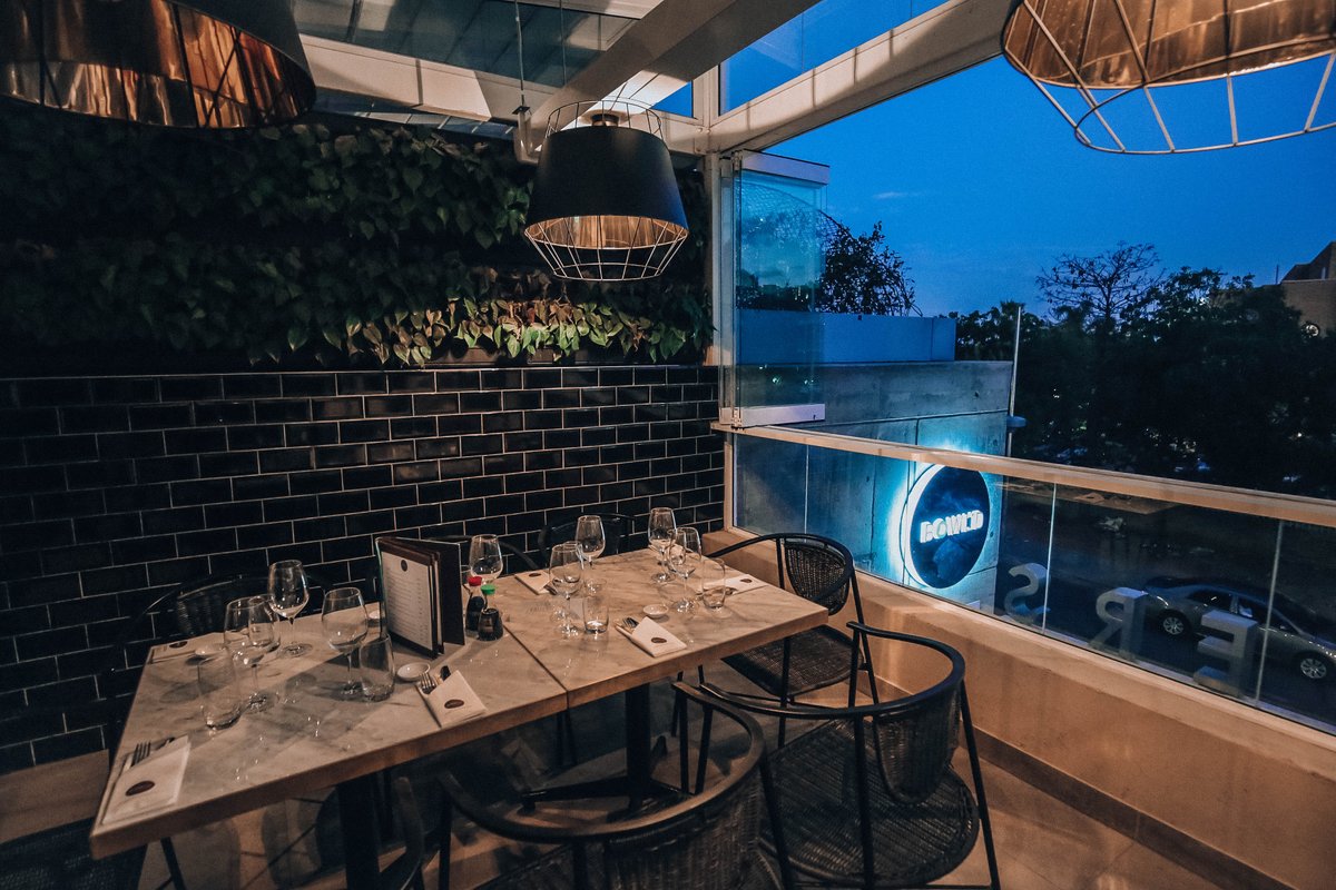 bowldrestaurant's tweet photo. Whether you are spoiling a loved one or catching up with friends, this is the place to be!

#place2be #bowld #bowldrestaurant #booknow #joinus #cuisine #drinks #atmosphere #vibrant #chilled https://t.co/7kIsdOVDky