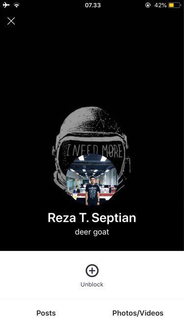 aeza's tweet image. I’m not even a celebrity but this freak has been using my pict to hit on girls, lots of girls through LINE or maybe another platforms. This freak also made a fake Twitter account using my wife’s pict. Beware. @evelynviatella @rejangan