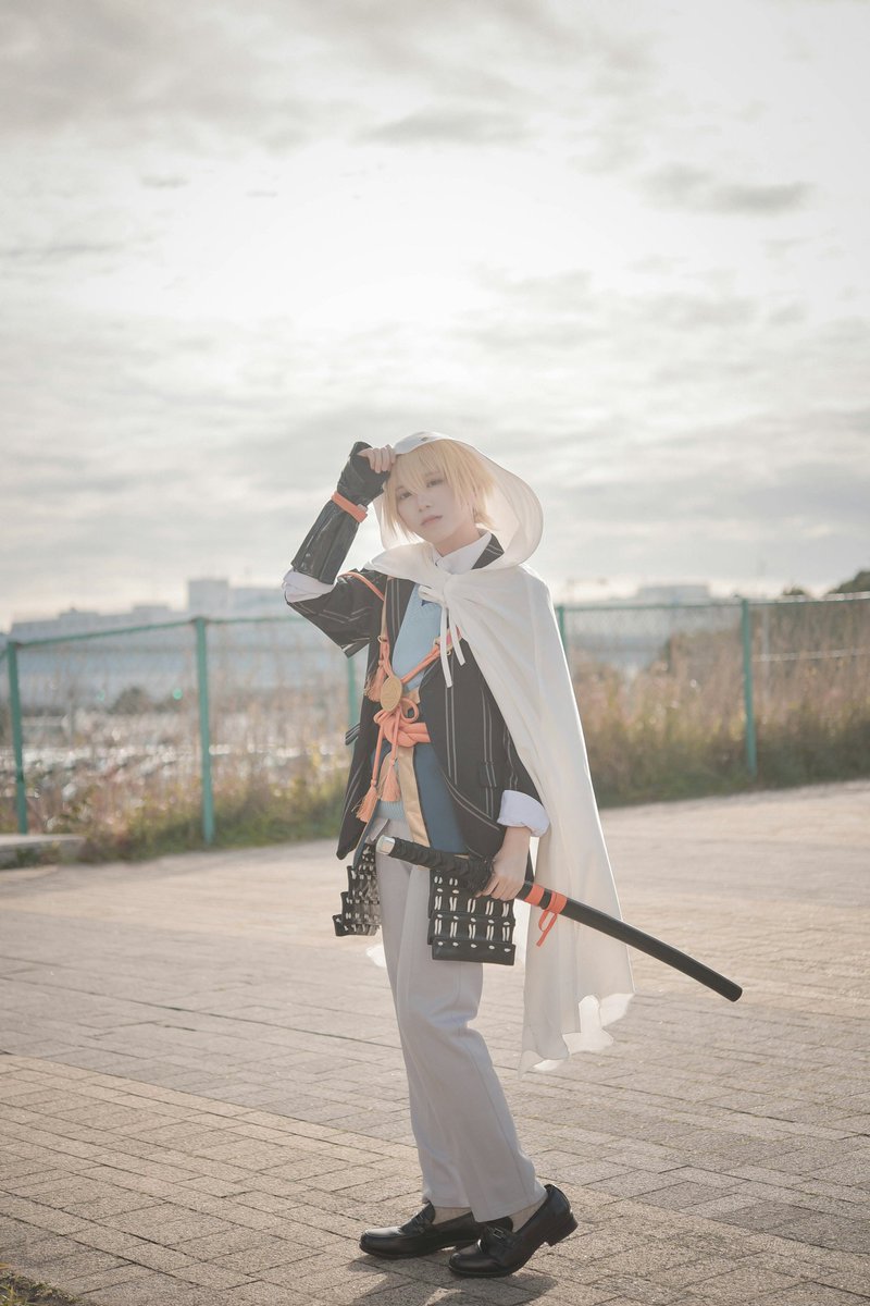 yutorun39's tweet photo. 「アンタの過ごした時代を、俺が守るものを、見ておきたかったんだ」

cosplay/刀剣乱舞 山姥切国広
📷:有江さん #となコス2018 https://t.co/QznEDiMfr4