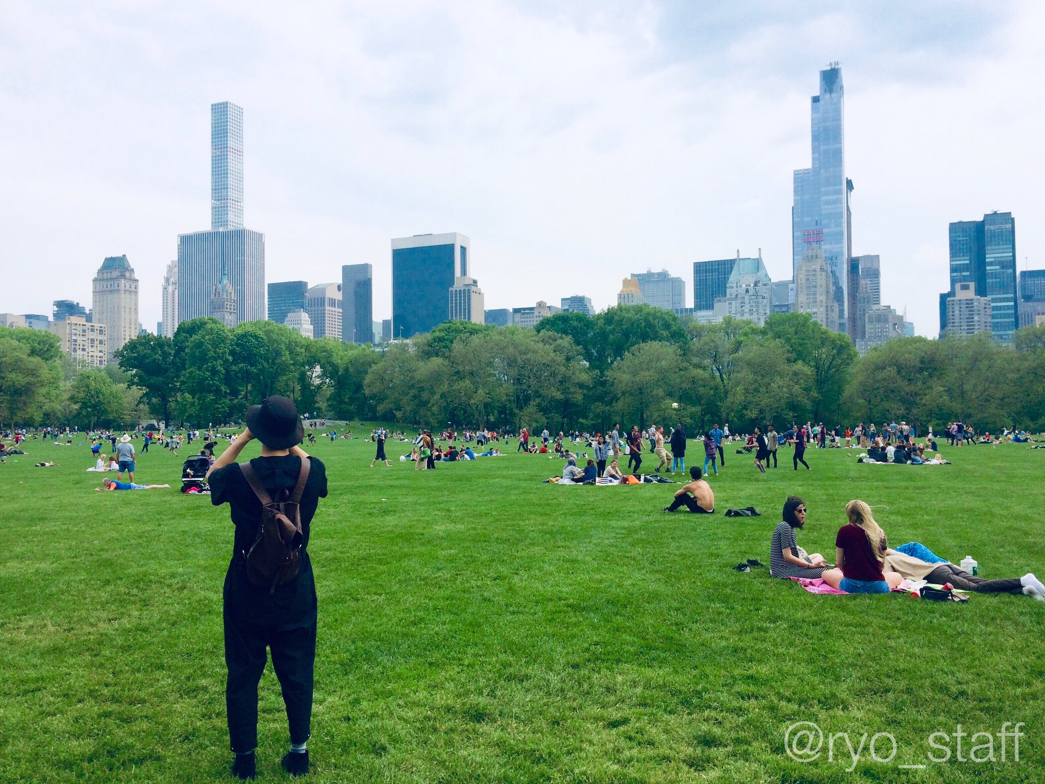 吉沢亮 Staff 新年から新しいcmがもう一つoa中 吉沢が キユーピーマヨネーズ Cmのナレーションを担当させて頂いています 全部で3バージョン Nyの映像とステキなコピーと音楽と共に 是非お楽しみください T Co Fbdxprryib Nyと言えば写真集one