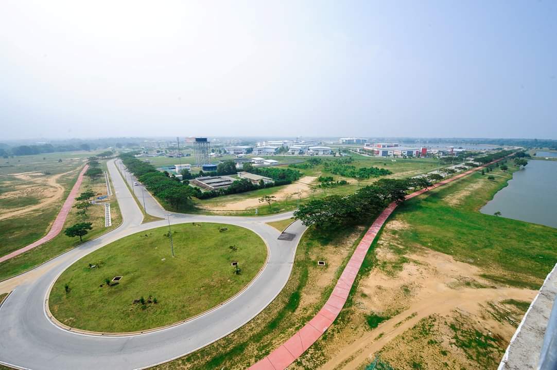 umpsamalaysia's tweet image. #UMPSharing 
Orang  yang mempunyai MATLAMAT
tahu kemana arah tuju kehidupan mereka. 

Selamat menduduki peperiksaan akhir
#UMPFirstChoice #UMP5Bintang