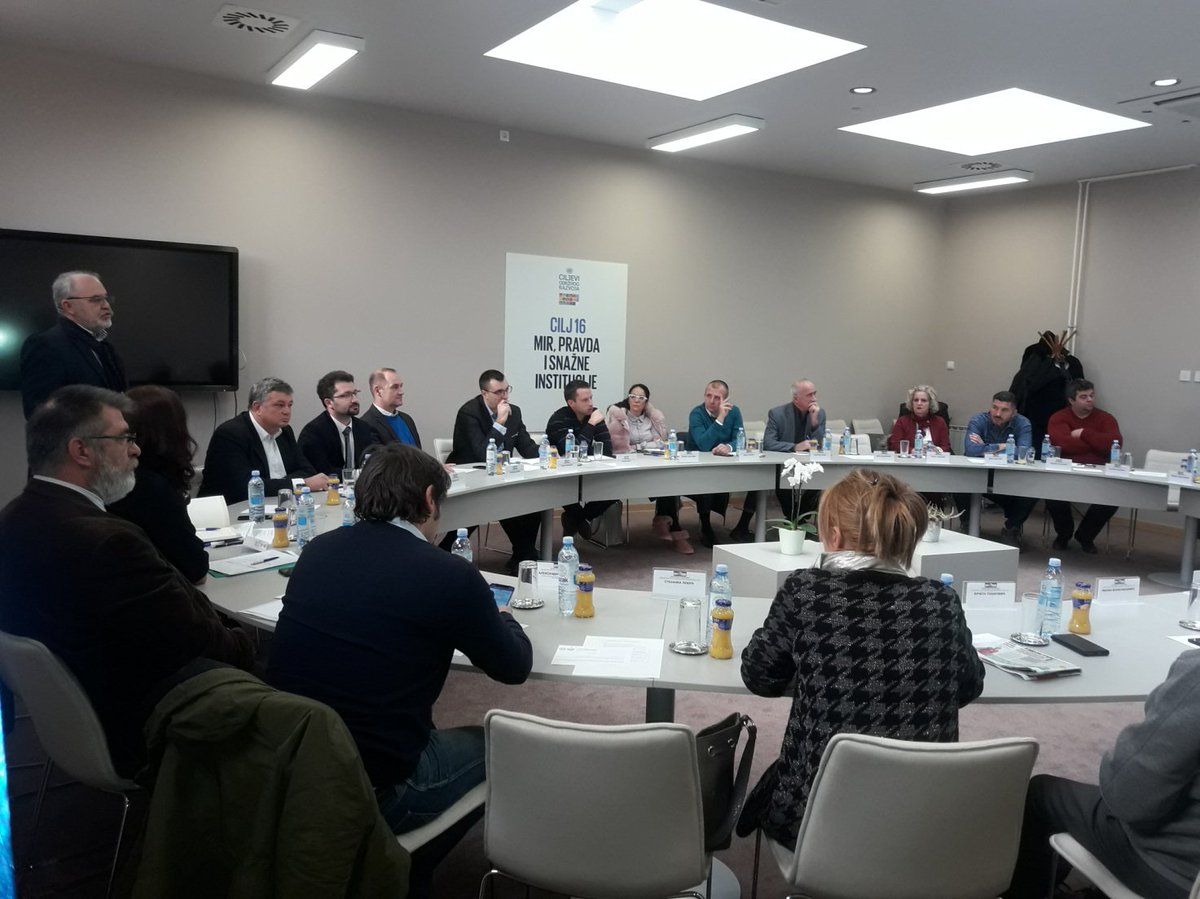 Made_in_Danube's tweet photo. #throwbackfriday On22nd November Prof. Milan Martinov from @RektoratUNS presented the Made in Danube #localactionplan for #biofuels during Green Parliamentary Group of Autonomous Province #Vojvodina Assembly. https://t.co/4bE5VgXlWj