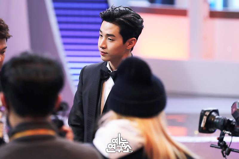 With__henry's tweet photo. https://t.co/ARxRrp4bLX
#mbc방송연예대상 현장포토
#헨리 #heney https://t.co/R0evSeYUhE