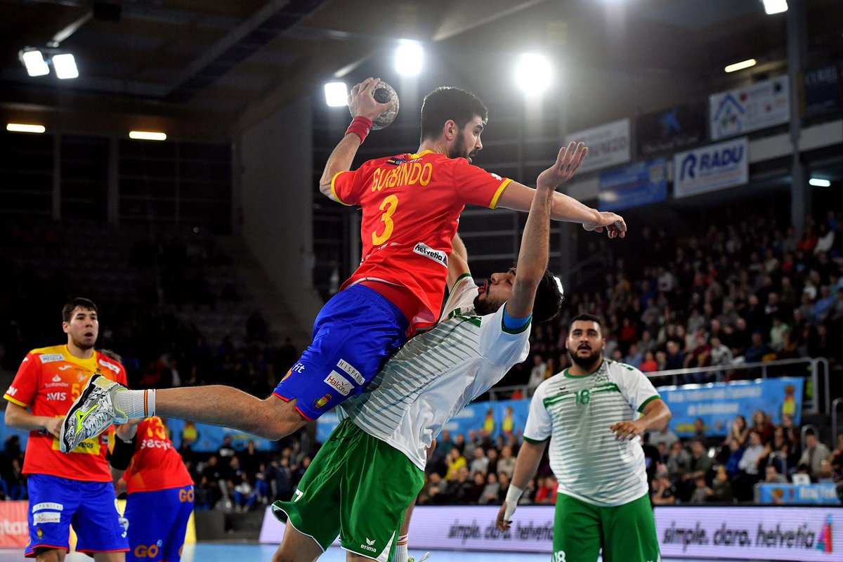 HBCNantes's tweet photo. [Prépa Mondial 2019]

Pour leur premier match au Tournoi de Palencia, les Espagnols se sont imposés 42-25 face à l'Arabie Saoudite. @EGurbindo a inscrit 2 buts dans cette rencontre.

Pour continuer leur prépa, les #Hispanos affronteront ce soir, la Pologne 

📸 A.Bermejo https://t.co/e0TPpJBtJq