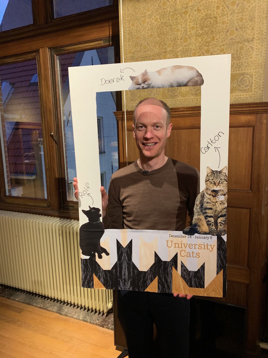 RolfatWarwick's tweet image. Here’s Arjen ⁦⁩who created the ⁦@univmuseum⁩ campus cats exhibition. His exhibits powerfully show the value that cats add to university life. Cats create a sense of wellness, camaraderie &amp;amp; a focus on the ‘soft’ factors that often get forgotten but really matter. Rolf x