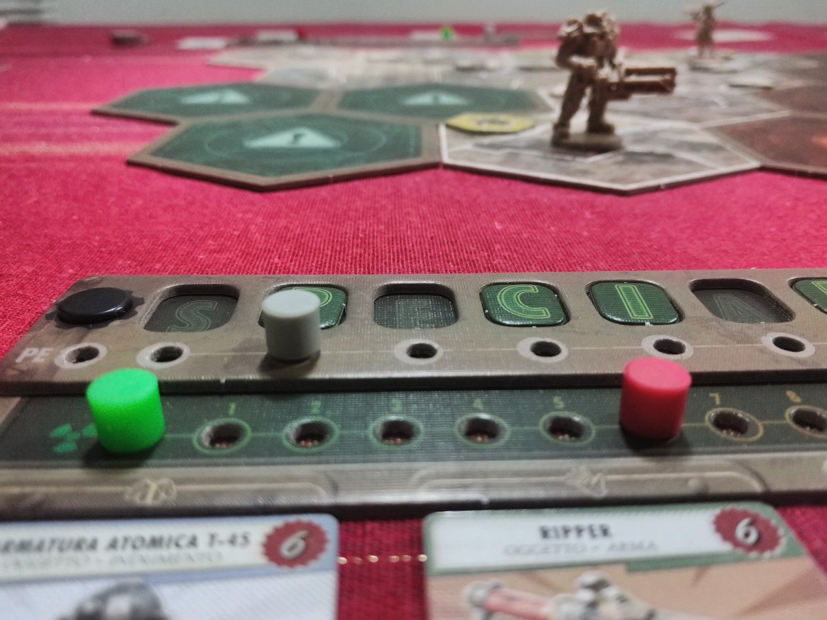 DominumStige's tweet image. Finally, we'll explore the Wasteland on #Fallout while waiting for a review...
Thanks to @AsmodeeItalia for the Italian edition (and support) 💚
#FalloutTheBoardgame #BoardGames #GdT #FantasyFlightGames #Play #GameNight #Fun #Gaming #FantasyFlight #BoardGameGeek @FFGames