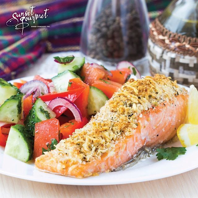 SunsetGourmet's tweet photo. Mmmmm... salmon crusted with our Caramelized Onion Dip & Cheeseball Mix and Oh! So Garlic! Find the recipe on our website at https://t.co/hwHa3xEFZL
#deliciouslyeasy #sunsetgourmet #salmon #crustedsalmon https://t.co/tMUMPhi3nt https://t.co/Js5im6EPv2