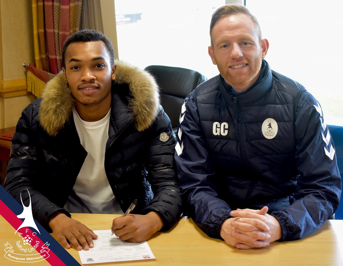 telfordutd's tweet photo. BREAKING: AFC Telford United have reached an agreement for the permanent transfer of forward Marcus Dinanga from @burtonalbionfc. The 21 year old forward has put pen to paper on an 18 month deal with the Bucks. #DinangaReturns https://t.co/ZCvVqJggbq