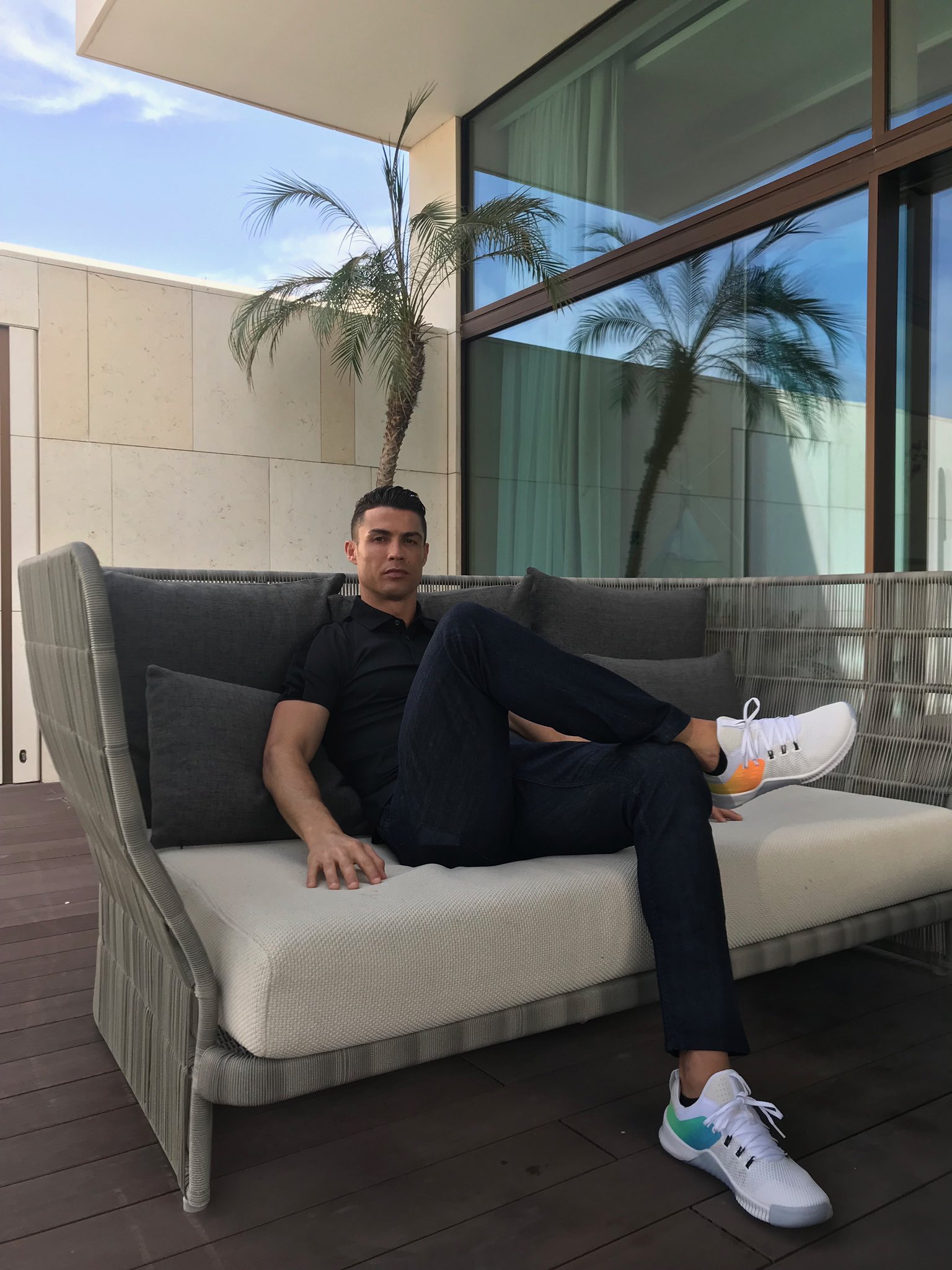 Ronaldo armchair deals