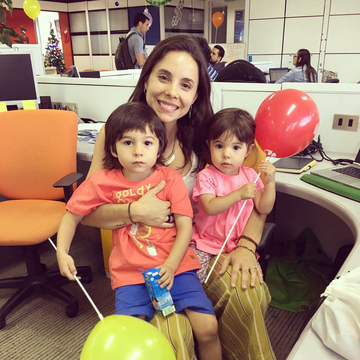 #estoyenmovistararena