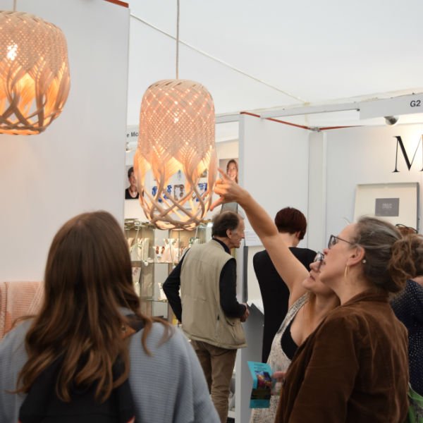 We're looking for a Marketing and Communications Manager (Maternity Cover) to join the <a href="/handmadebritain/">Handmade in Britain</a> team from Feb – Nov. Deadline Mon 7 Jan #artsjobs bit.ly/2oGcXCs