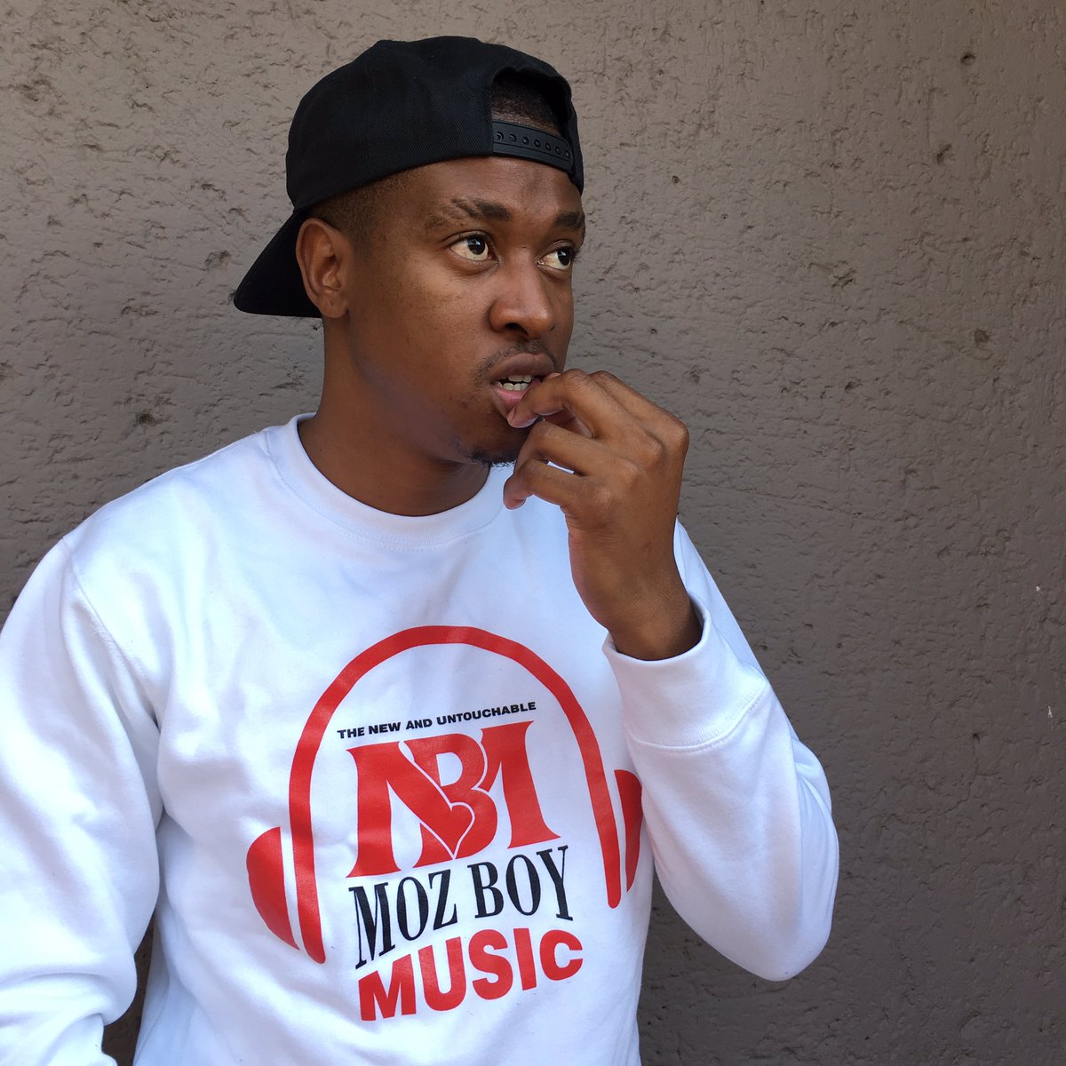 DeMogulSA's tweet photo. @OffWht_ZA #offwhiteZa https://t.co/FQu42Mhlyy