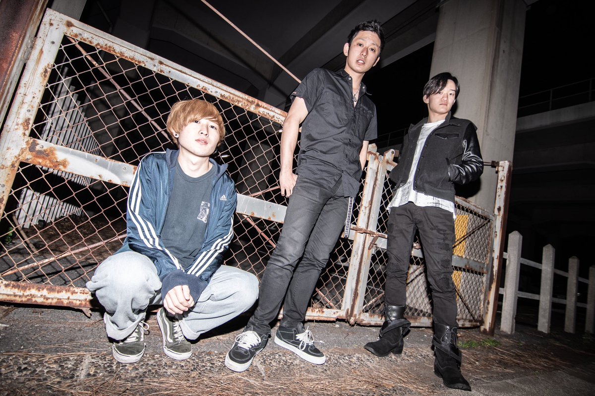 MiMu_wrgkz's tweet photo. 【拡散希望!!!!】
3月16日(土)に本八幡サードステージにて企画をやらせていただきます！

第一弾発表として今回は3バンド発表し、総勢9バンドの激アツな夜をお送りいたしますのでぜひおこしくださいませ🔥

🆕
へんぐ( @heng_band )
ハイライト( @Hi_Light_punk )
Silly Billy( @SillyBilly_SB ) https://t.co/zdaj3uXpYx