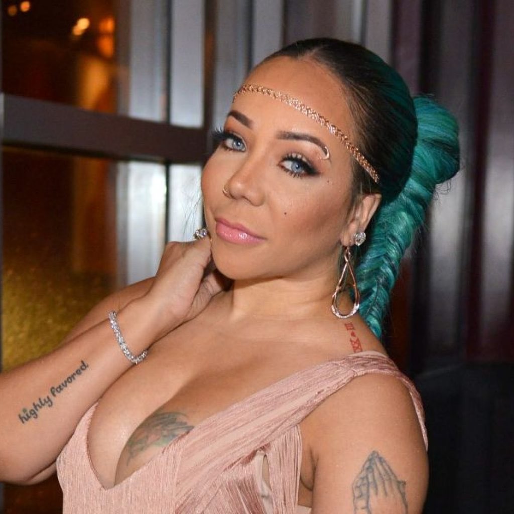 TinyMajorBoss's tweet photo. #flashbackfriday #fbf #Queen #CancerSeason 7/14/15 #TamekaTinyHarris #TinyMAJORmama https://t.co/gdY8dLGTb4
