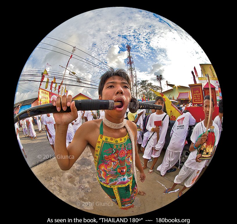 I ❤️  #FriFotos and they're starting the New Year off with an open theme. Let's have some fun and get the ball rolling. Pick a theme, use the #FriFotos, tag some shutterbug friends and post below in comments or on their feed <a href="/frifotos_/">#FriFotos</a>  My theme is #festivals  ~~ da-Da-DA!